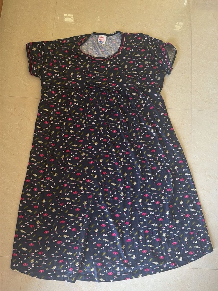 Comfortable Floral Print Nightdress