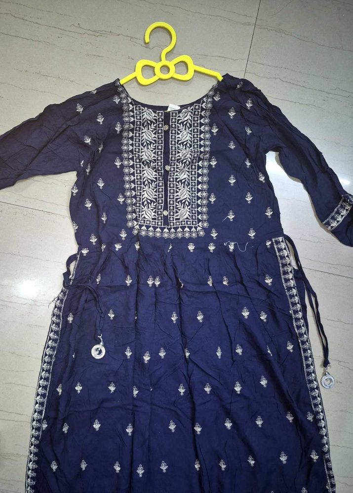 Elegant Navy Blue heavy Embroidered festive Kurta