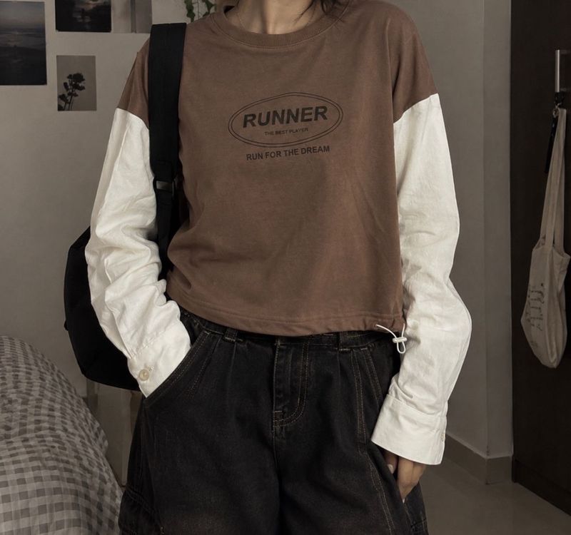 Chic Contrast Sleeve Cropped hoddie