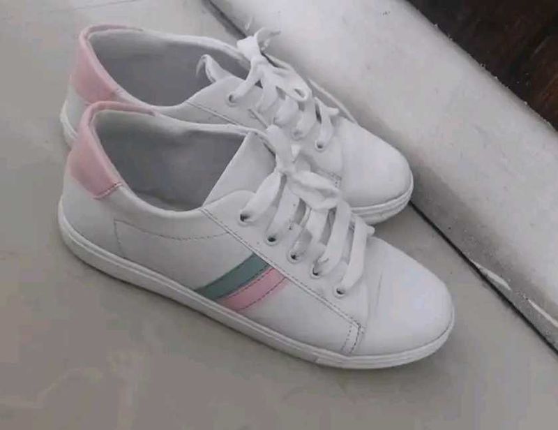 Cute White Sneakers