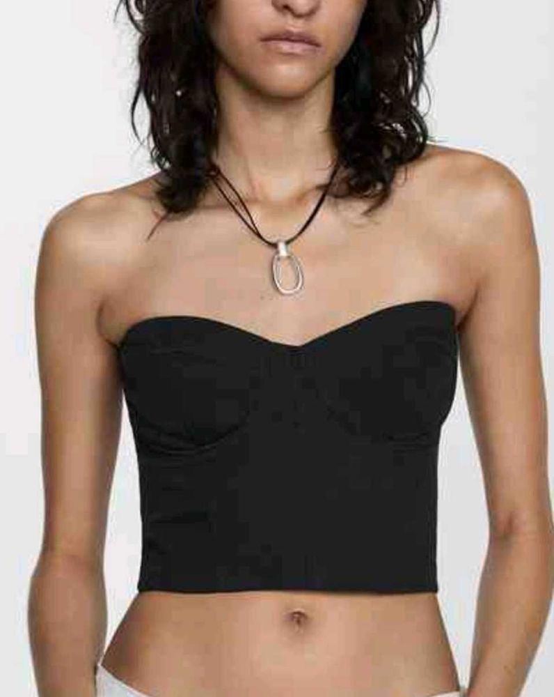 Black Sports Bra