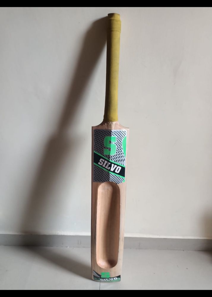 Silvo Brand Bat 😍❤️