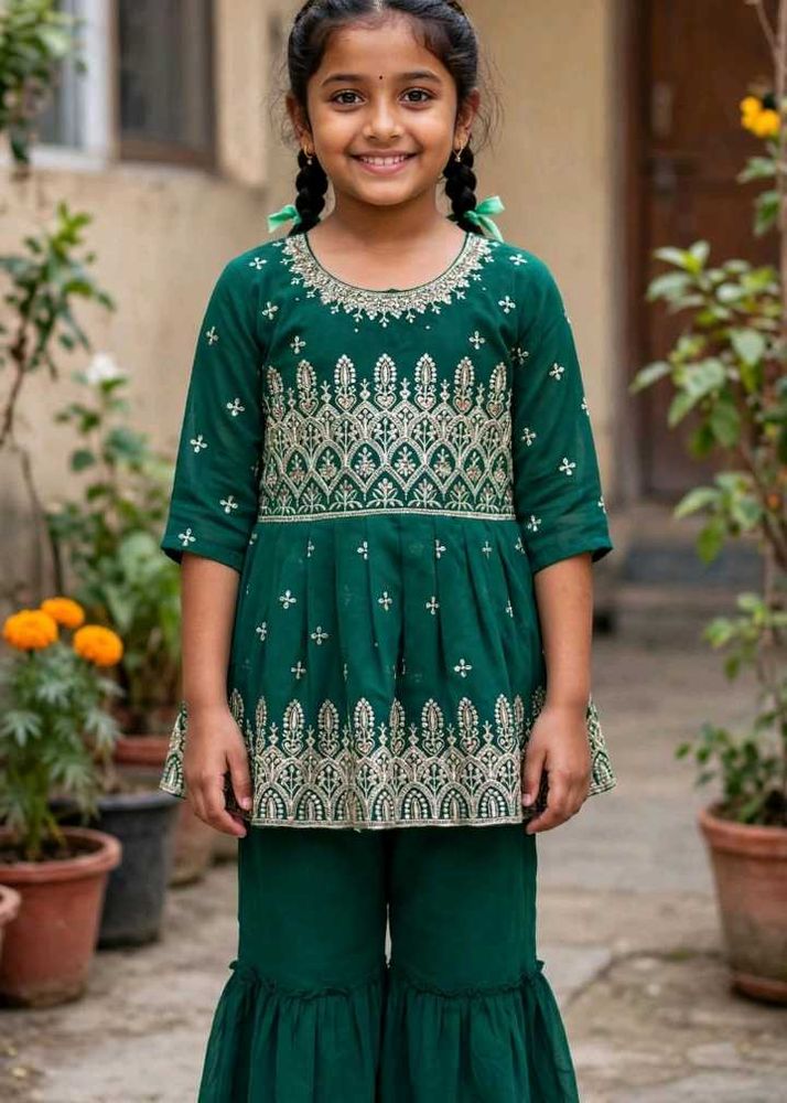 Embroidered Green Kurta Set for Girls