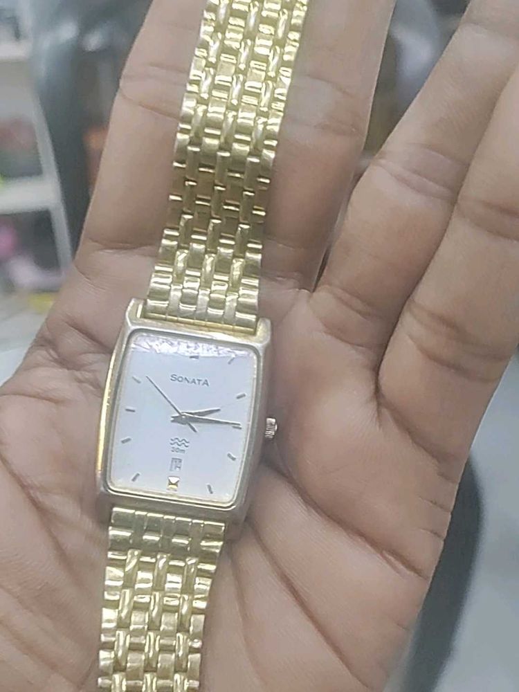 Sonata Gold Analog Watch
