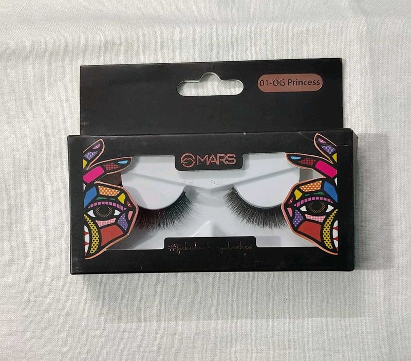 Dramatic False Eyelashes
