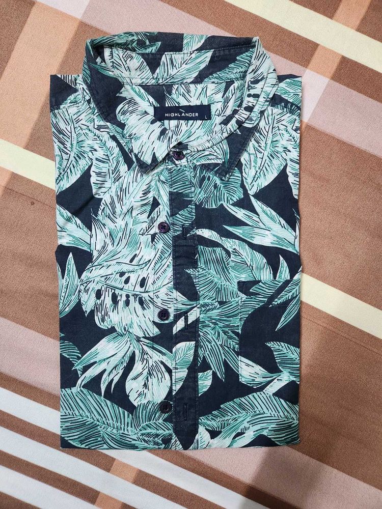 Highlander Men's Tropical Print Shirt