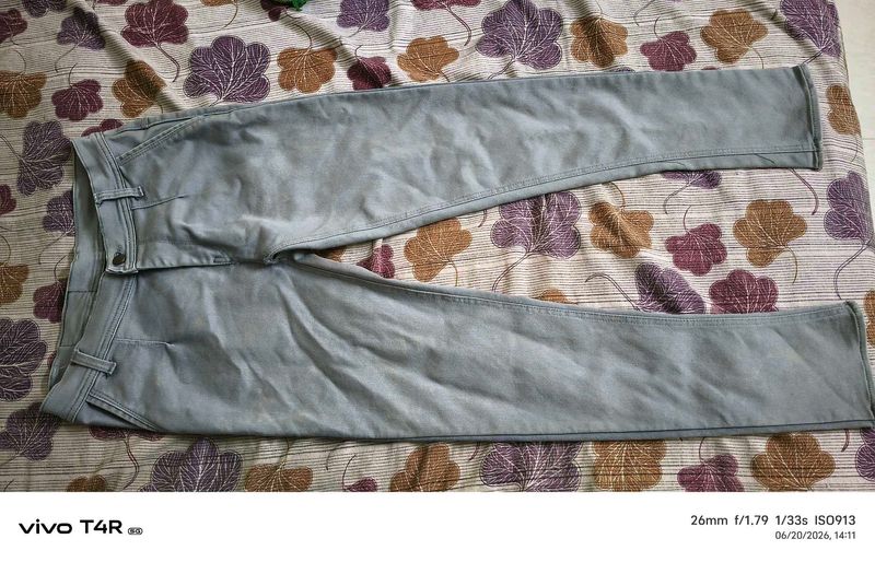 ✨ P PRO Light Grey Denim Jeans | Size 32 | Like Ne
