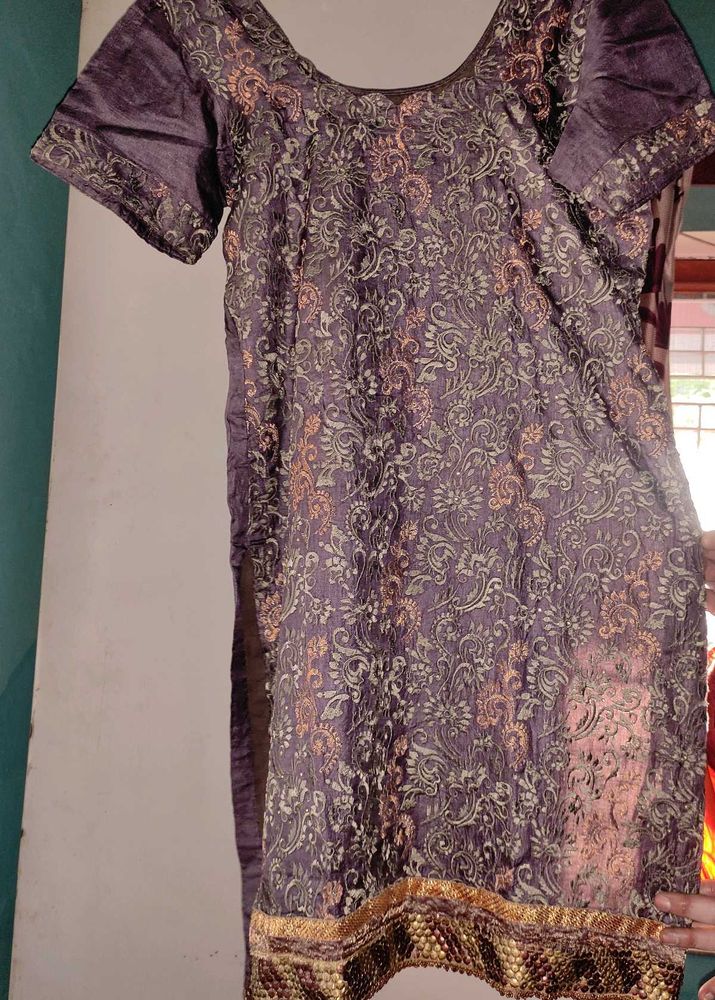Elegant Punjabi Style Kurta Set for Partywear
