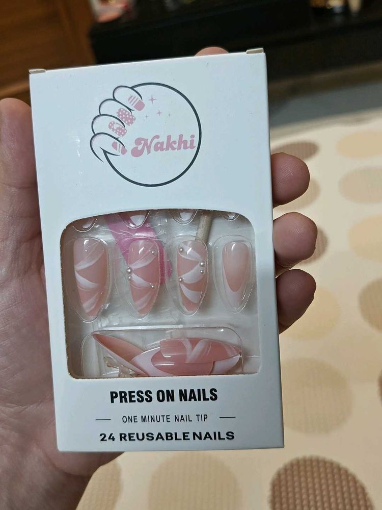 Nakhi Press On Nails