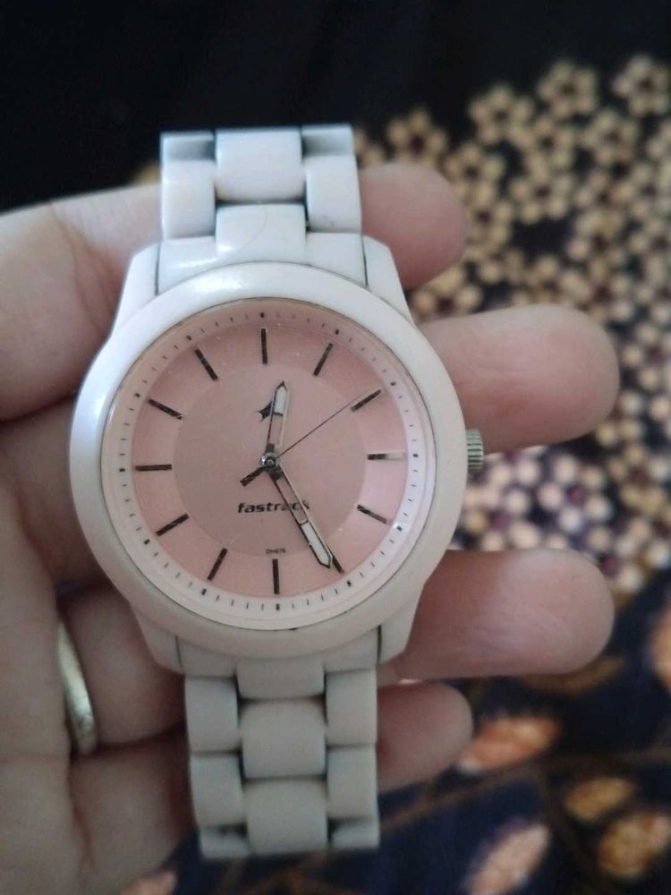 Fastrack Women's Watch - Stylish &amp; Unique
