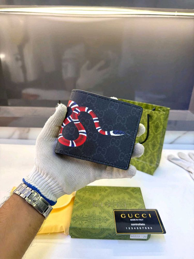 Gucci Snake Bi-fold Wallet
