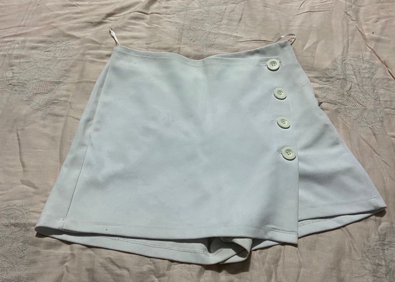 Cute Off White Skort