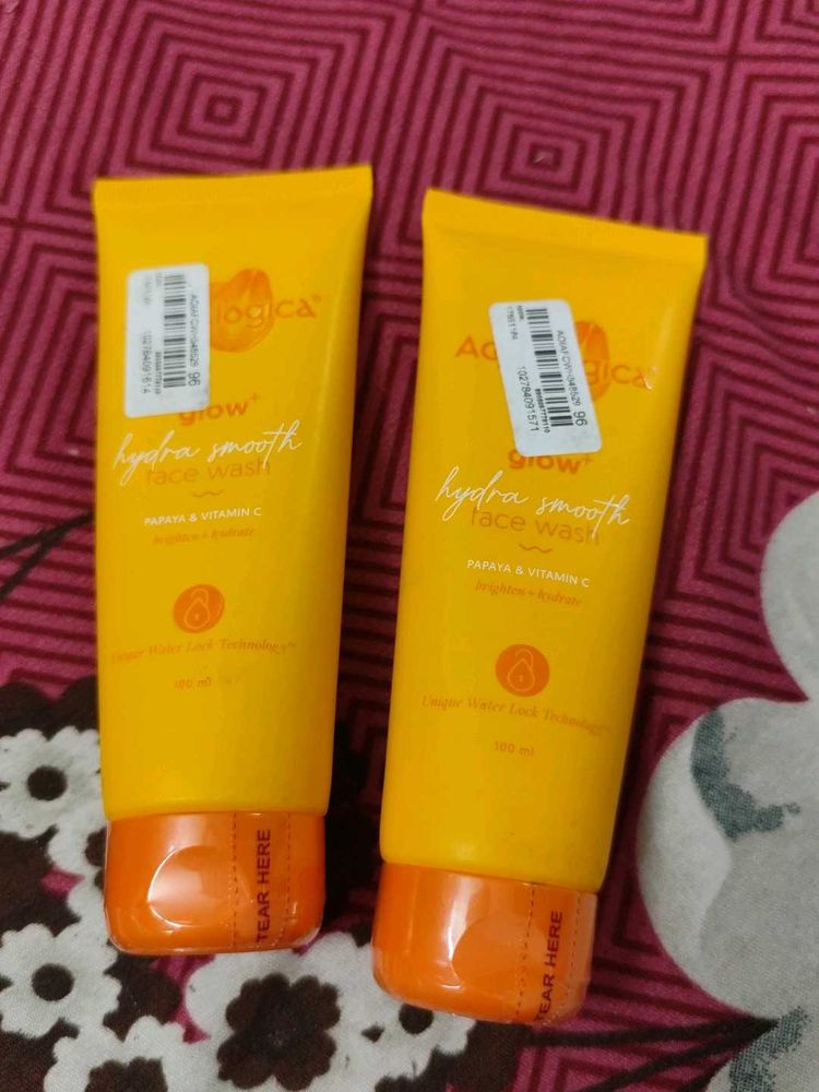 Acnegenics Glow Hydra Smooth Face Wash