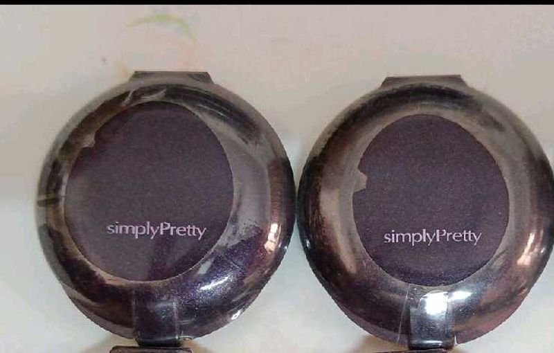Avon No More Shine Pressed Powder 2 Pcs Comb