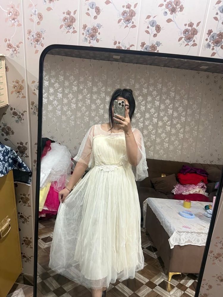 Elegant Cream yellow Tulle Dress🌻🎀🦋