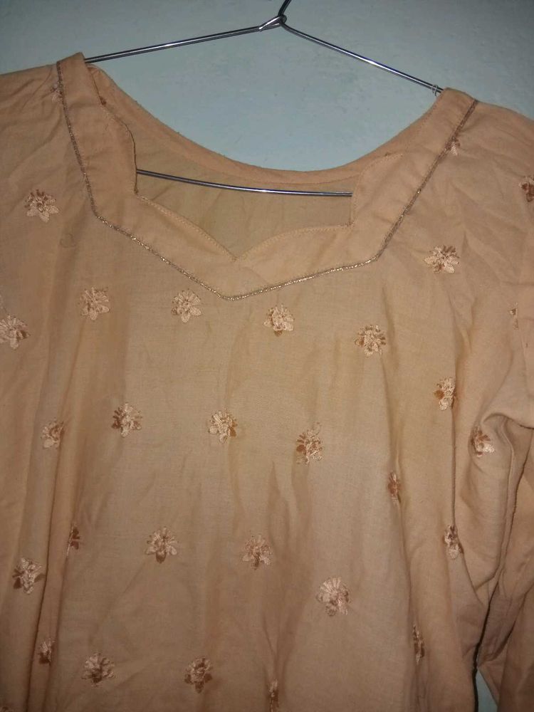 Elegant Embroidered Kurta
