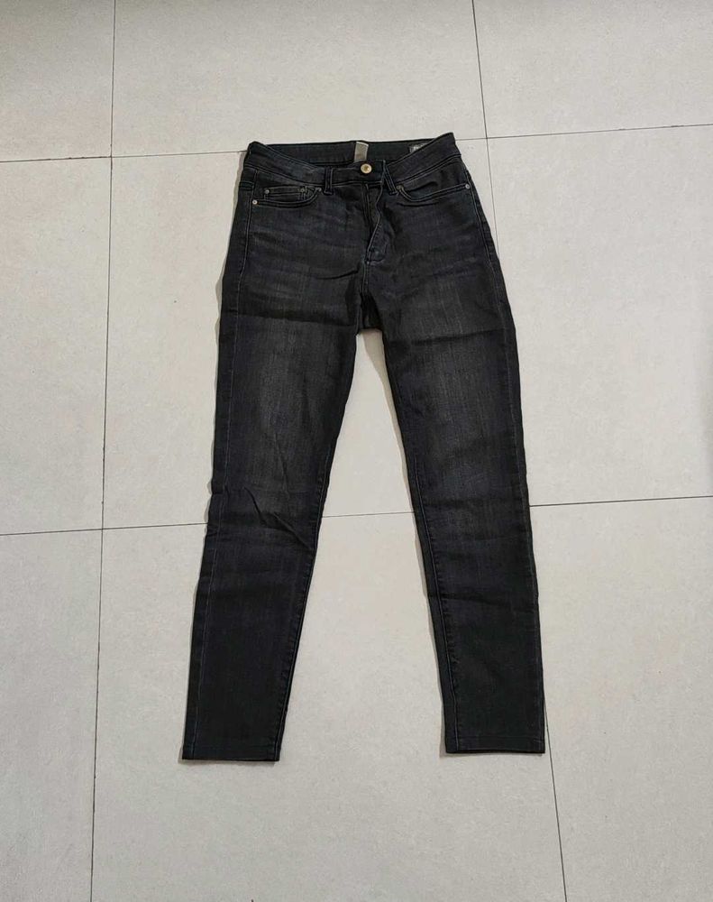 Dark Wash Skinny Jeans