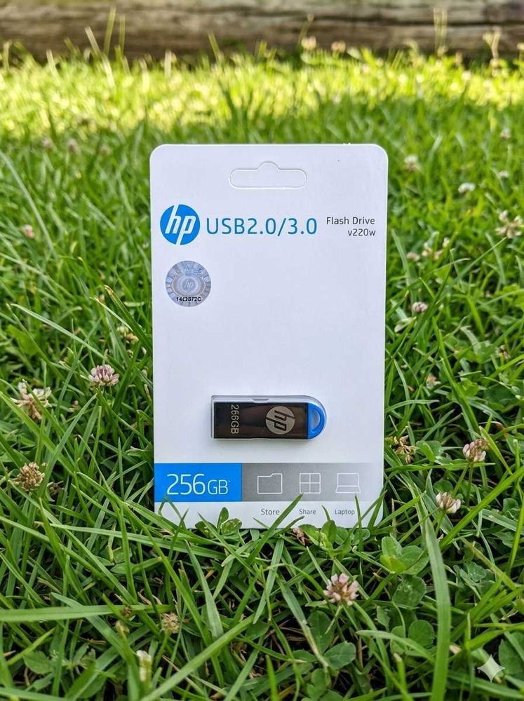 HP 256GB USB 2.0/3.0 Flash Drive