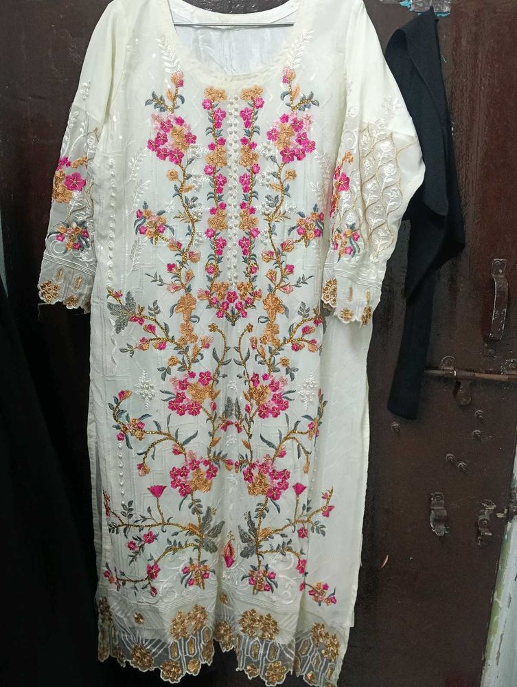 Beautiful Embroidered Kurta