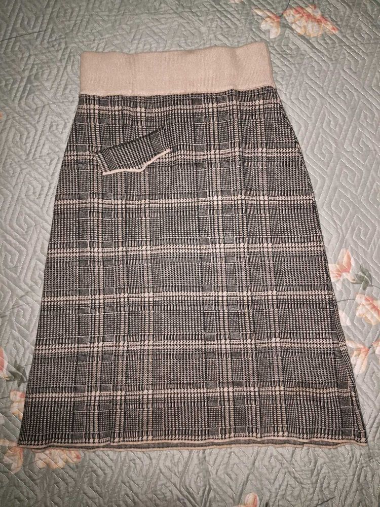Plaid Midi Skirt