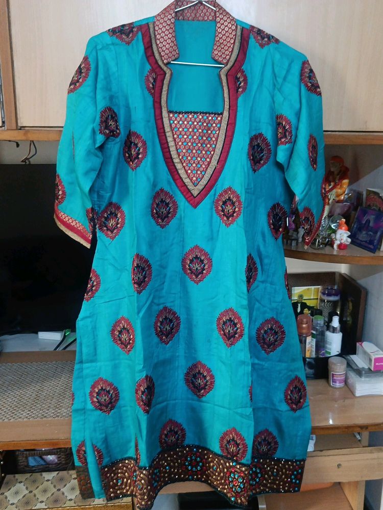 Turquoise Patterned Kurti