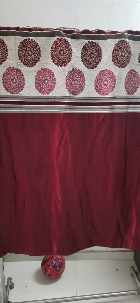 Single window curtain