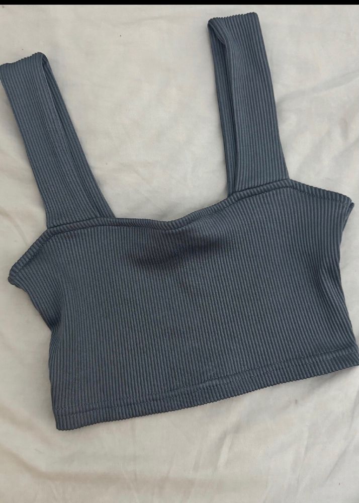H&amp;M Grey Crop Top Brand New