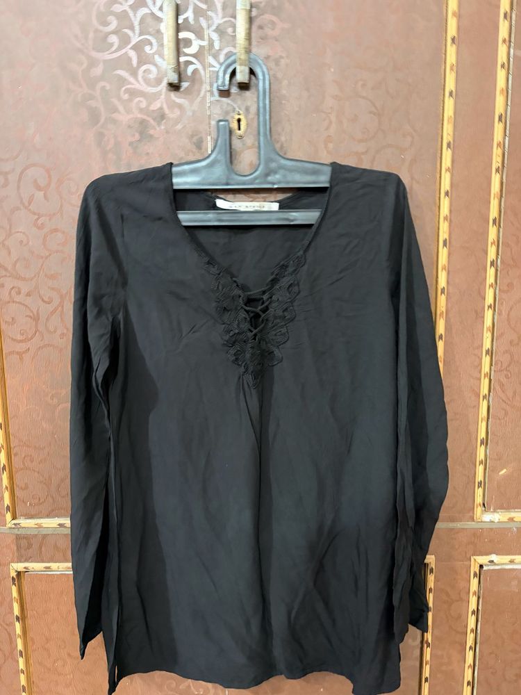 Black Kurti