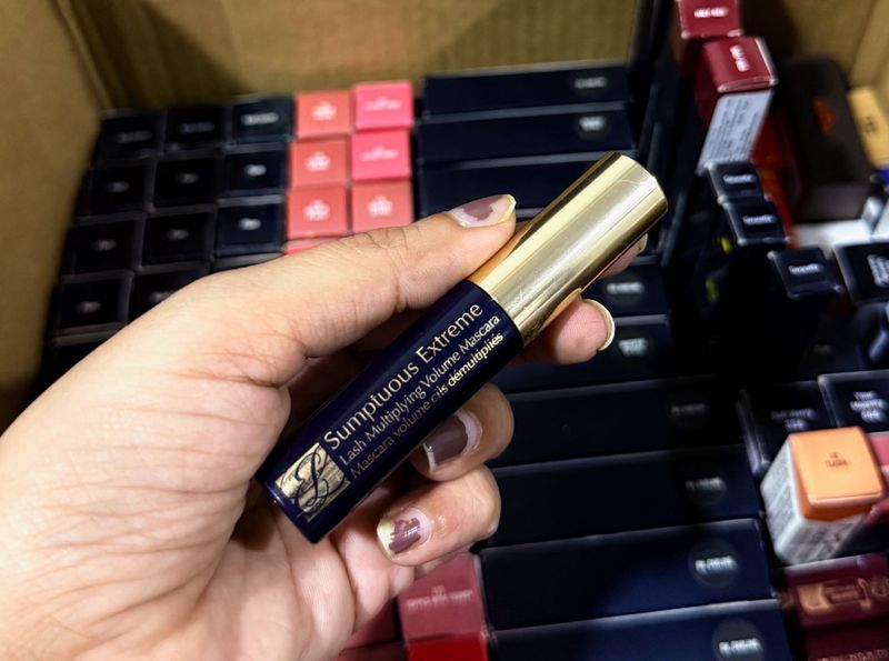 Estee Lauder Sumptuous Extreme Mascara