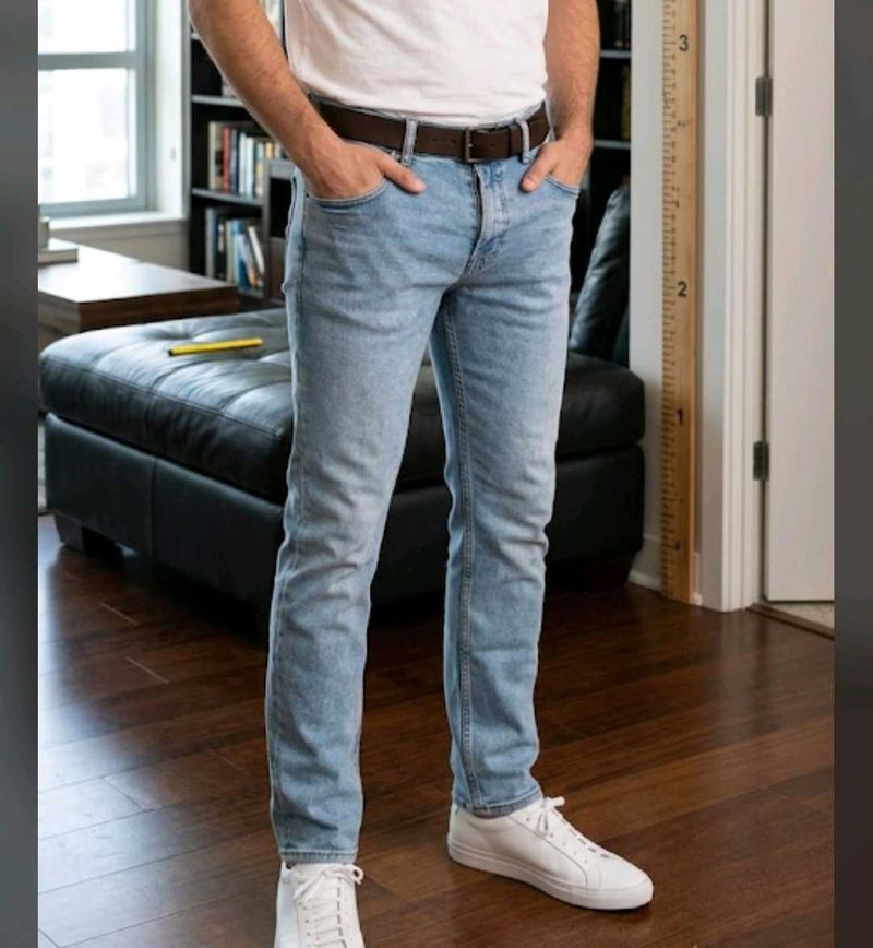 Levi's Light Wash Denim Jeans