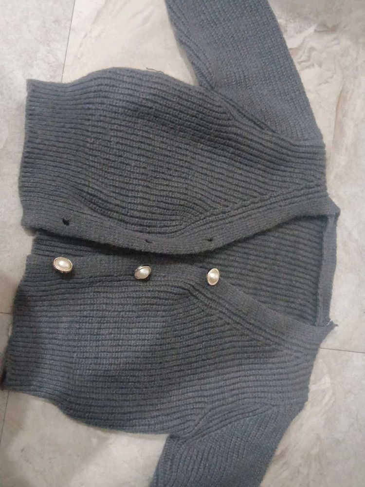 PRICE DROPE !!!! Chic Grey Knit Cardigan
