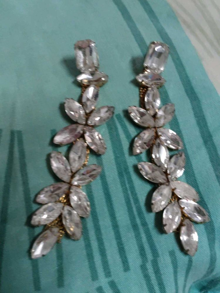 Sparkling Statement Drop Earrings