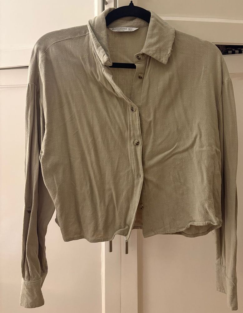 Stradivarius Relaxed Fit Olive Green Shirt