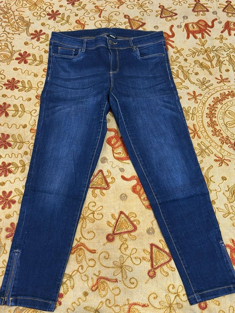 COMBO OF 2 JEANS