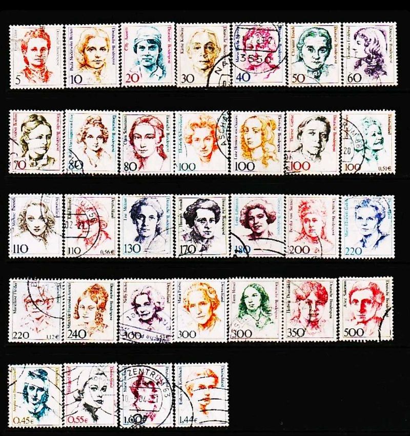 32 GERMANY FAMOUS WOMEN STAMPS