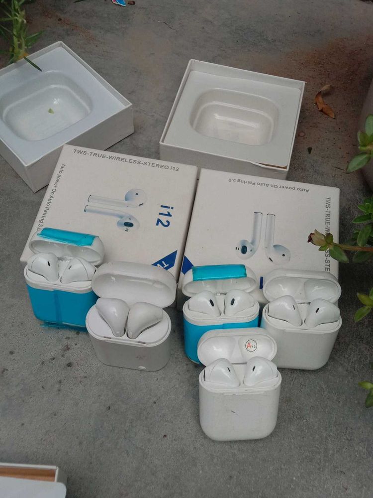🔊 4 Pcs i12 AirPods – Non Working Condition