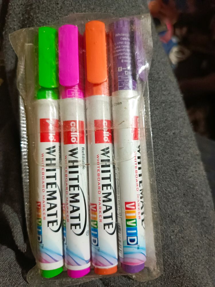 White Board Marker Different Colour