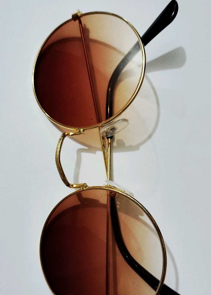 Round Gold Frame Sunglasses