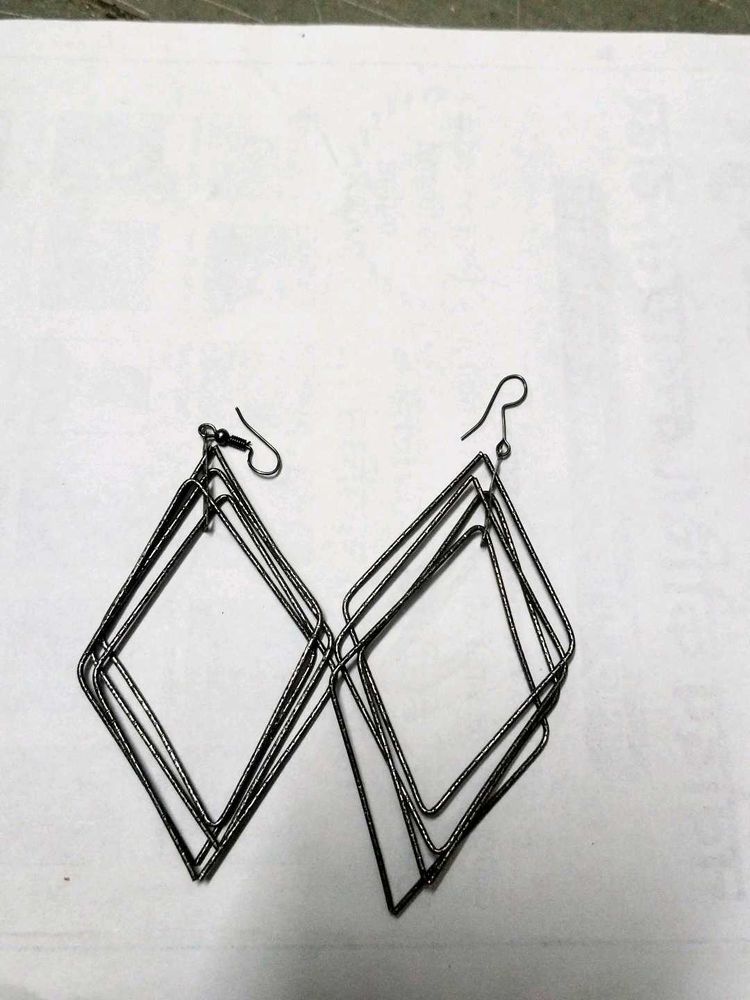 Geometric Diamond Dangle Earrings