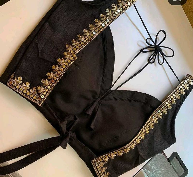 Black blouse deep back neck (4 colour available)
