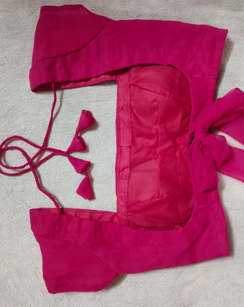 knotted backless blouse padded