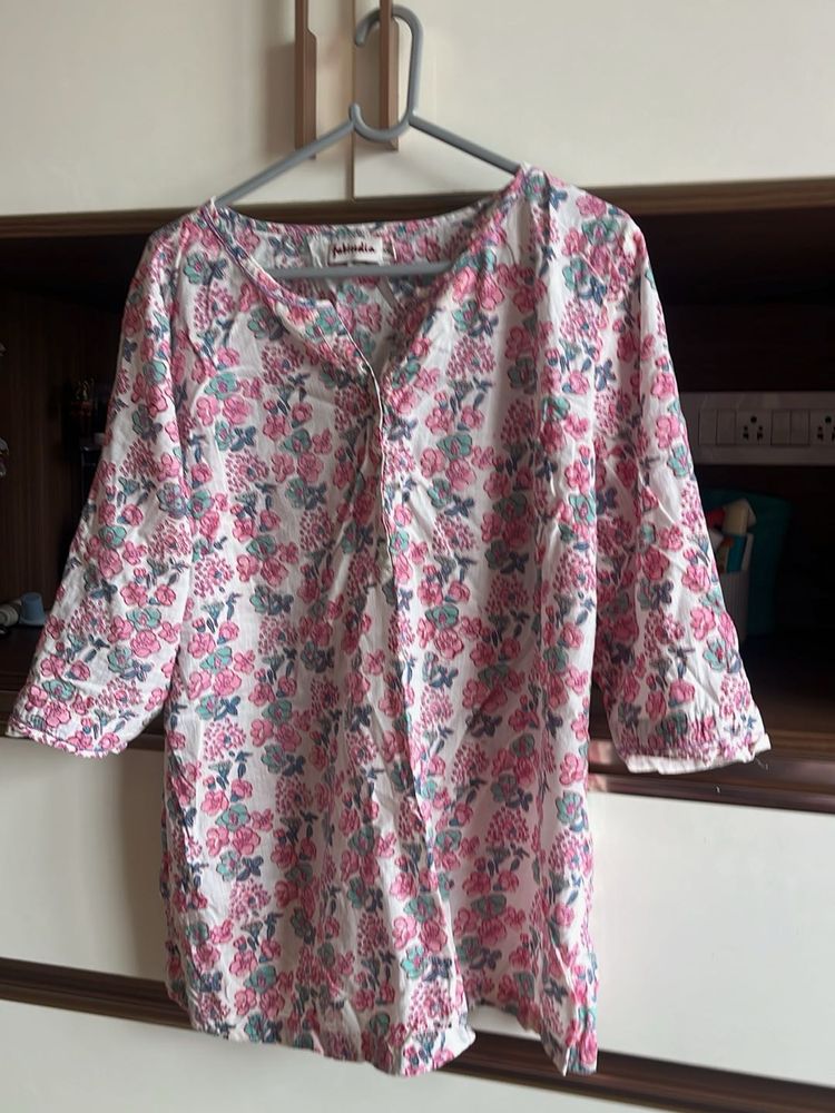 Charming Floral Print Cotton Kurta