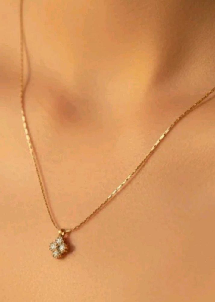Delicate Gold anti tarnish necklace