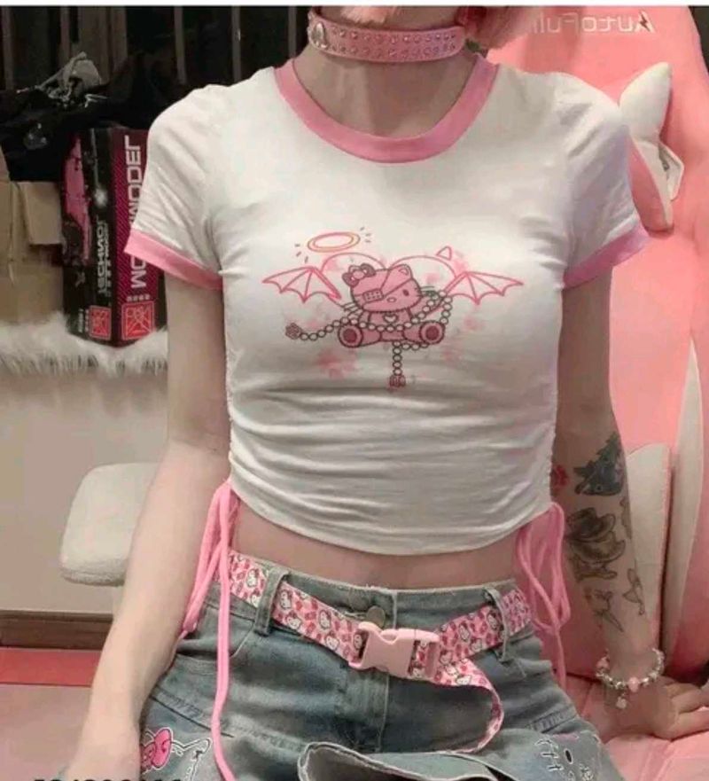 Cute Hello Kitty Graphic Crop Top😻
