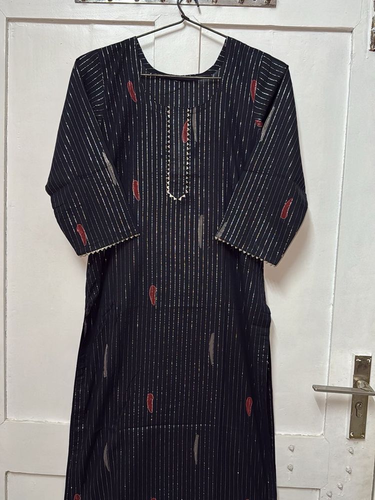 Elegant Black Kurta(With zari)