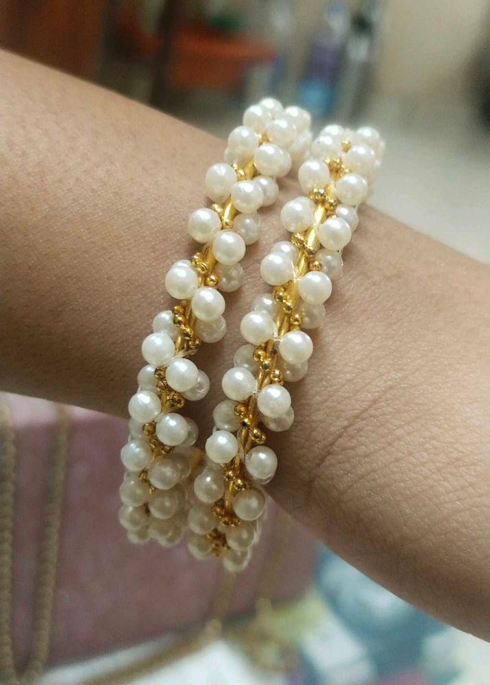 Pearl Bangle Set