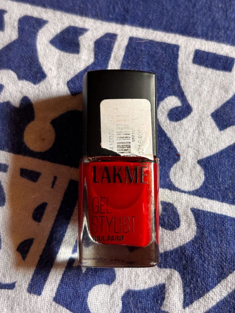 Lakme Gel Stylist Nail Paint - Red