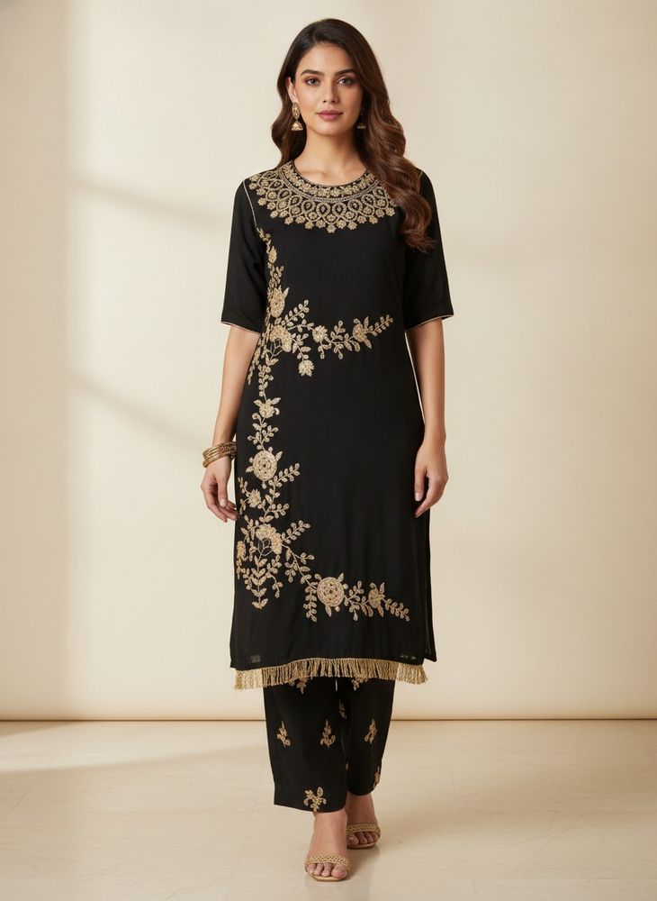beautiful and trendy kurta set with pant