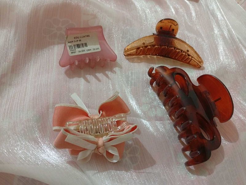 Set of 4 Trendy Hair Claw Clips