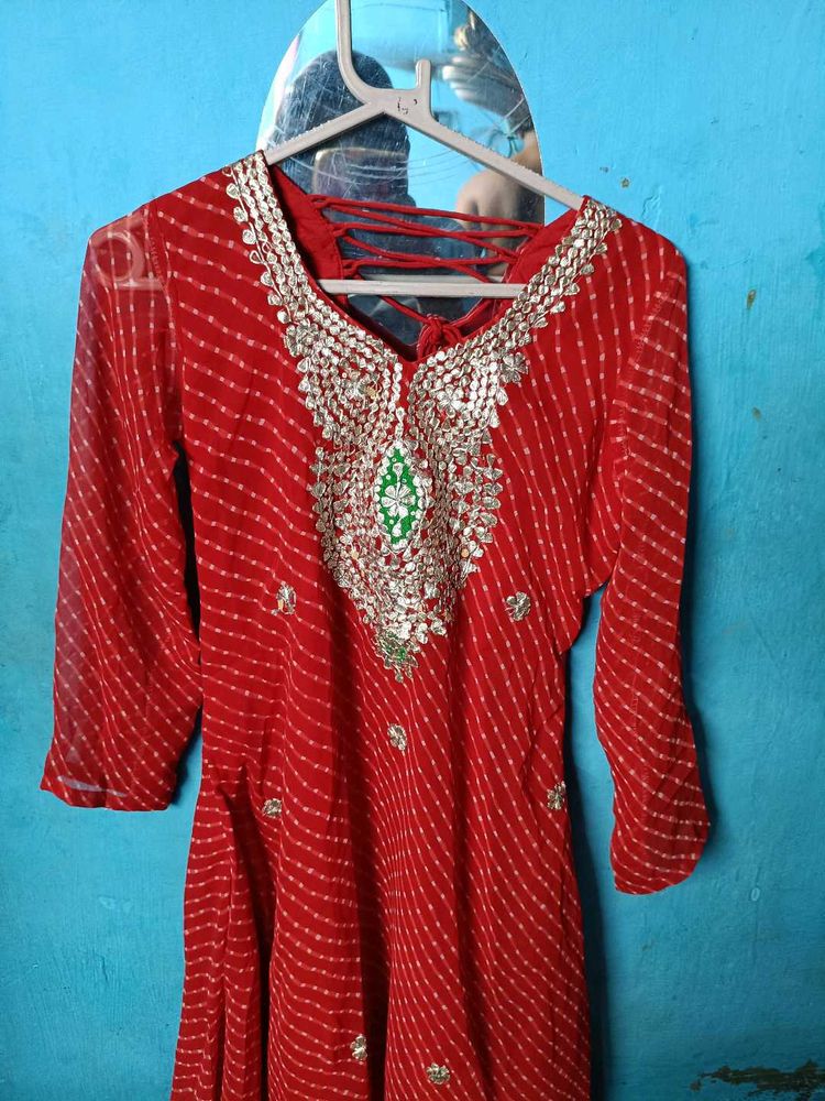 Beautiful Red Embellished Kurta